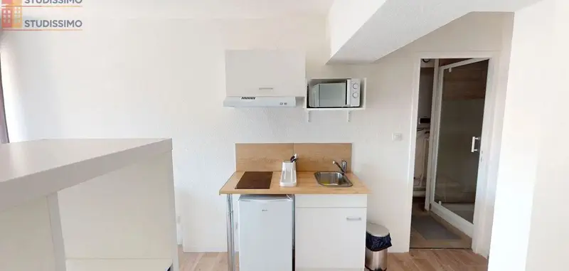 Studio meublé 19m² Metz centre - Meublé, 2e étage - Photo 4