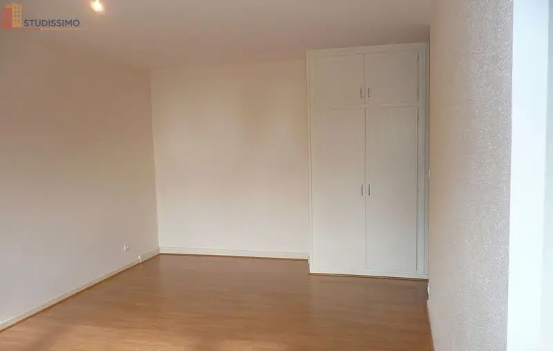 Studio 33m² Metz Queuleu - Cuisine équipée, placards - Photo 7
