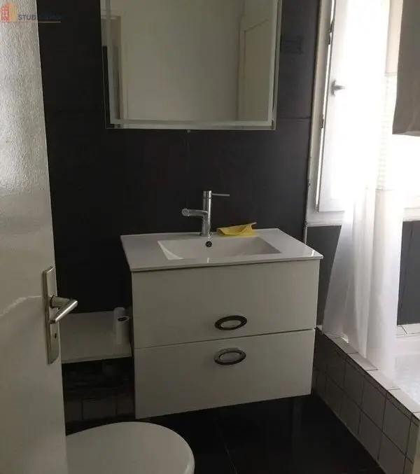 Studio meublé 32m² Metz centre - Calme, proche gare - Photo 1