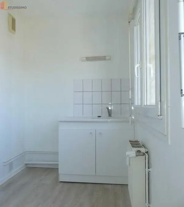 Studio 28m² Moulins-lès-Metz - Étage élevé, lumineux - Photo 2