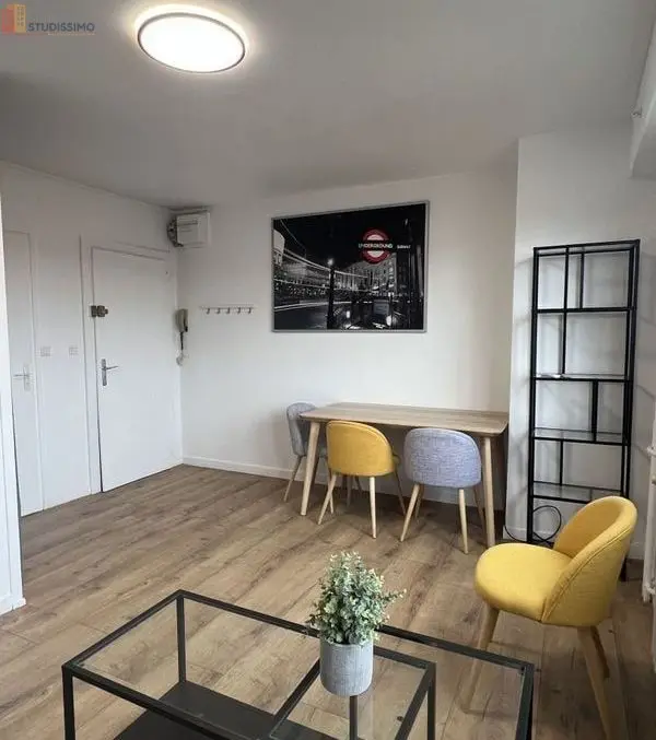 Studio meublé 21m² Metz 57070 - Lumineux, 4e étage - Photo 2