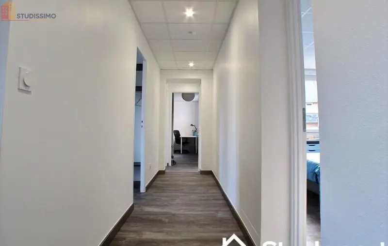 Studio meublé 17m² Metz centre - Lumineux, étage 3 - Photo 3