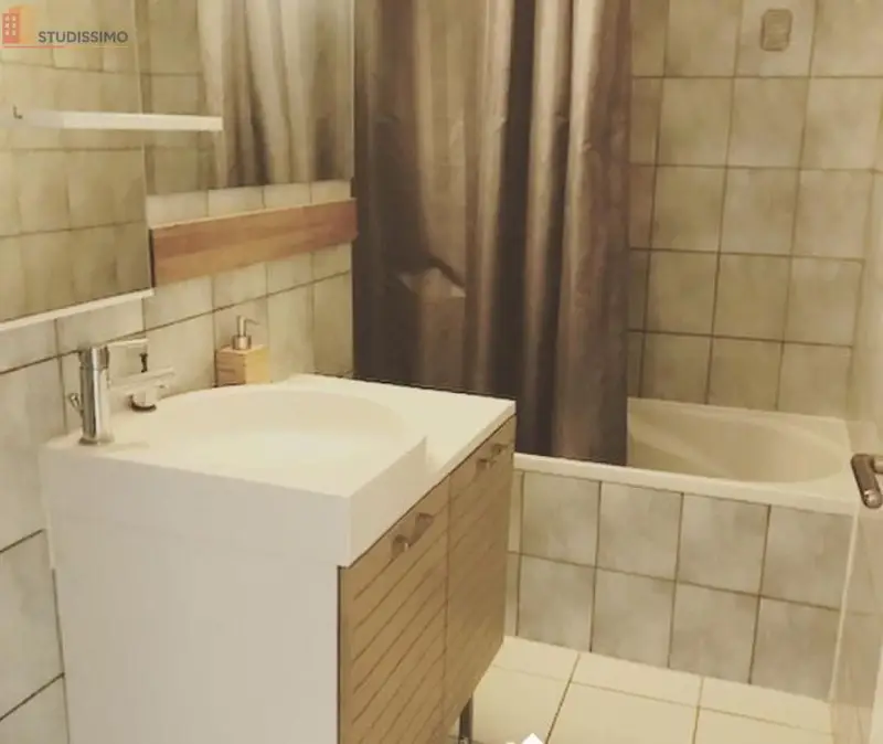 Studio meublé 12m² Metz 57070 - Meublé, au 4e étage - Photo 2