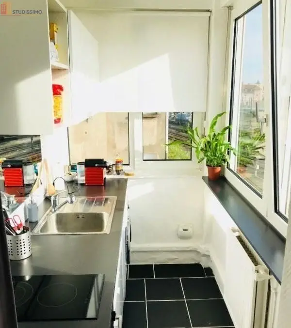 Studio meublé 12m² Metz 57000 - Meublé, 2e étage - Photo 3