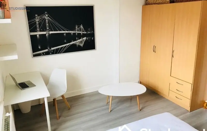 Studio meublé 12m² Metz 57000 - Meublé, 2e étage - Photo 1