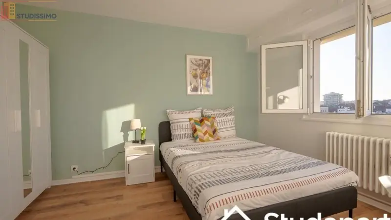 Studio meublé 12m² Metz - Calme, 7e étage - Photo 2