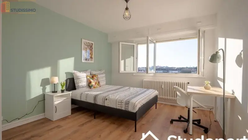 Studio meublé 12m² Metz - Calme, 7e étage - Photo 1