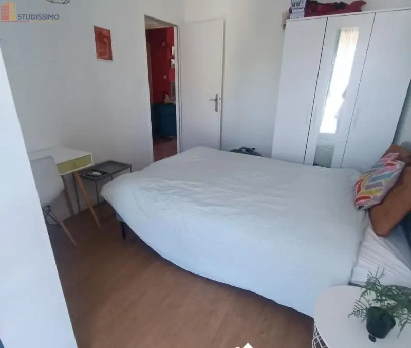 Studio meublé 12m² Metz 57070 - Calme, au 4e étage - Photo 4
