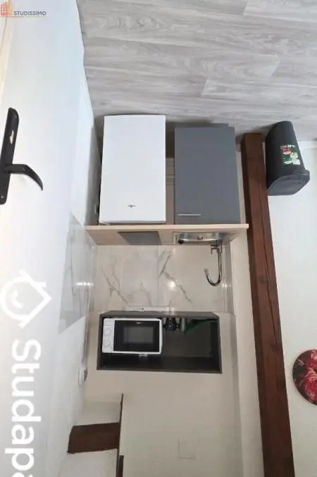 Studio meublé 17m² Metz centre - Meublé, 3e étage - Photo 4