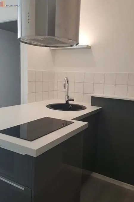 Studio 30m² Metz centre - Grand, proche commodités - Photo 2
