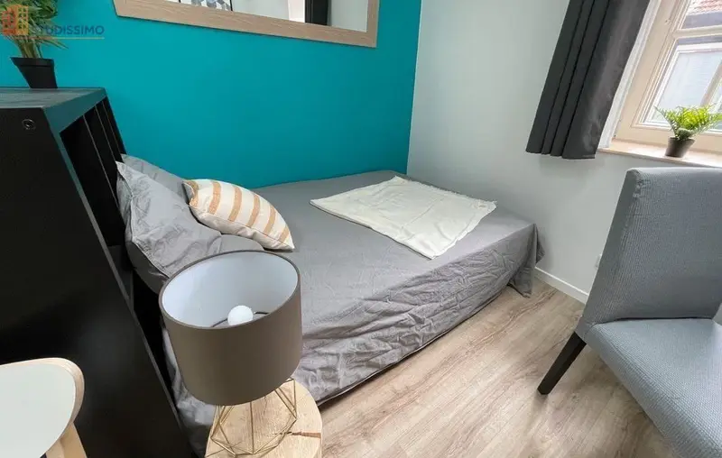 Studio 21m² Metz centre - Meublé, rénové, poutres apparentes - Photo 2