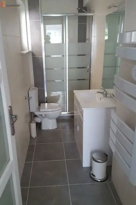 Studio meublé 29m² Forbach - Lumineux, meublé - Photo 2