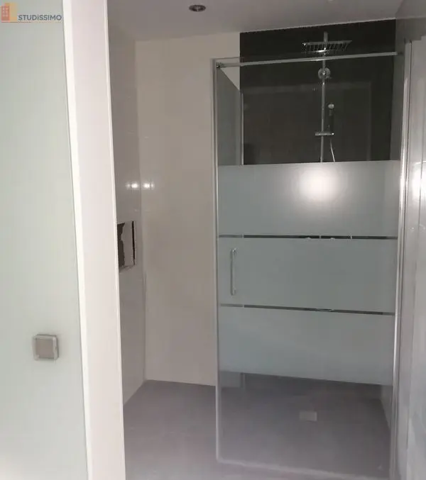 Studio 39m² Forbach - Cuisine équipée, dernier étage - Photo 2