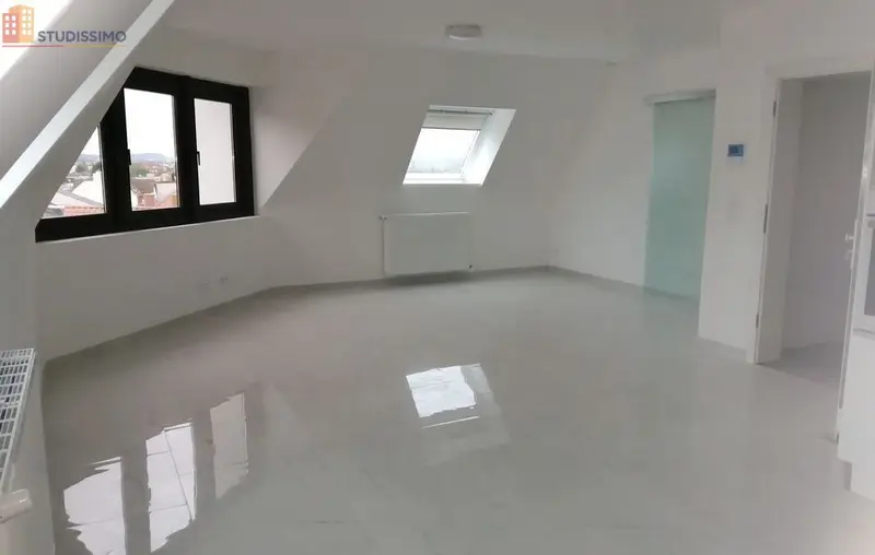 Studio 39m² Forbach - Cuisine équipée, dernier étage - Photo 1