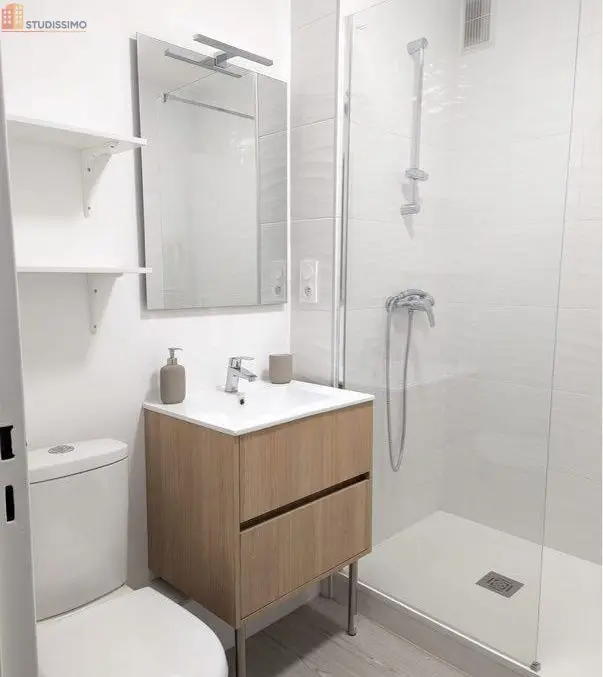 Studio meublé 30m² Thionville - Rénové, proche centre-ville - Photo 1