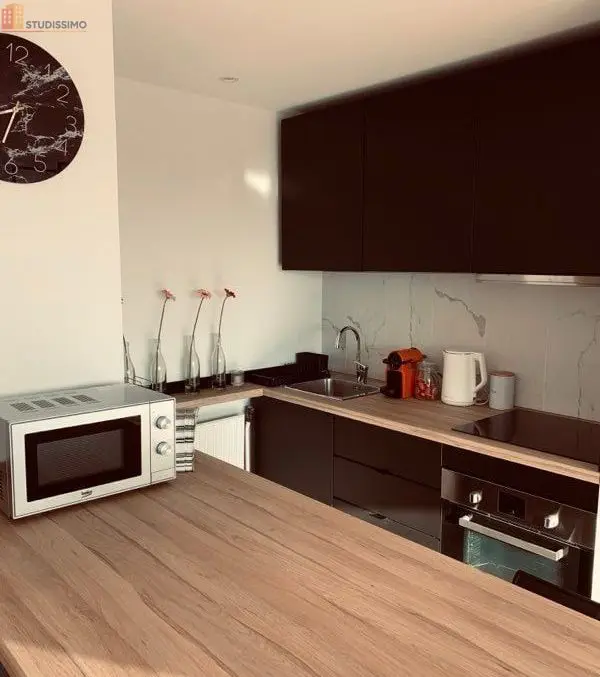 Studio meublé 30m² Metz centre - Vue exceptionnelle, dernier étage - Photo 2