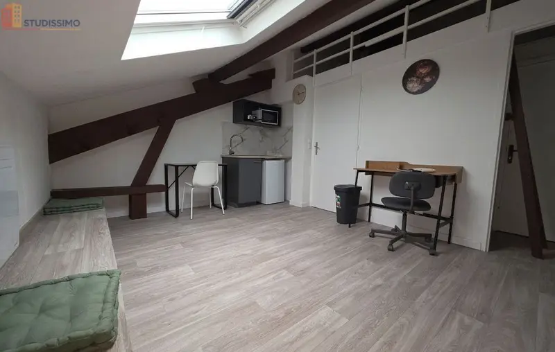 Studio meublé 18m² Metz 57000 - Meublé, 2e étage - Photo 4