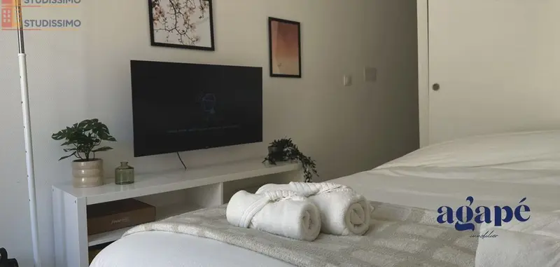 Studio meublé 21m² Nevers - Lumineux, 2e étage - Photo 1