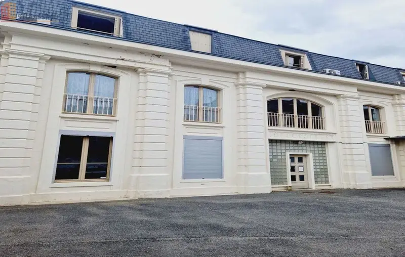 Studio 31m² Nevers - DPE C, 1er étage - Photo 3
