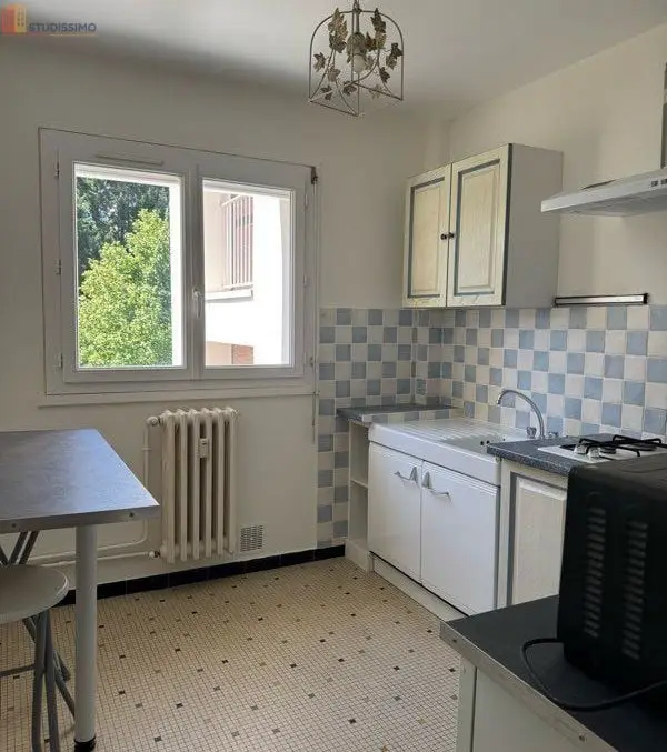 Studio 30m² Nevers - Étage intermédiaire, DPE C - Photo 3