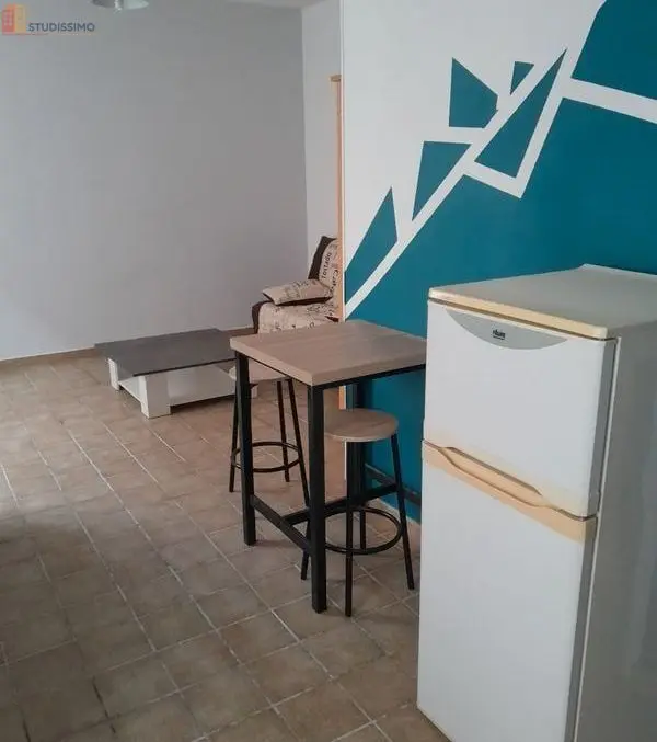 Studio meublé 30m² Decize - Meublé, DPE D - Photo 3