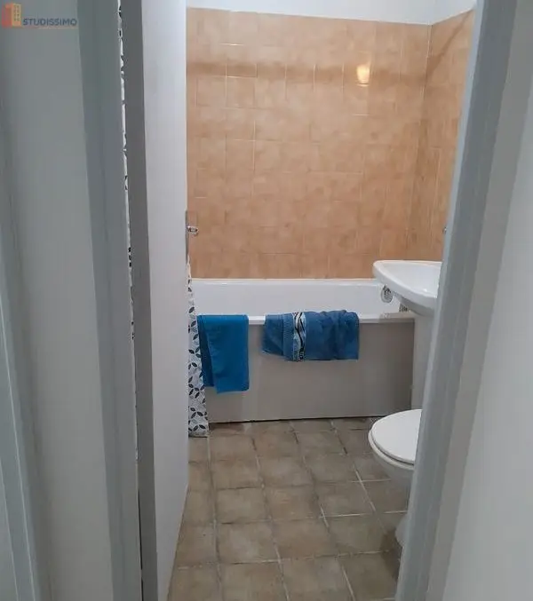 Studio meublé 30m² Decize - Meublé, DPE D - Photo 2