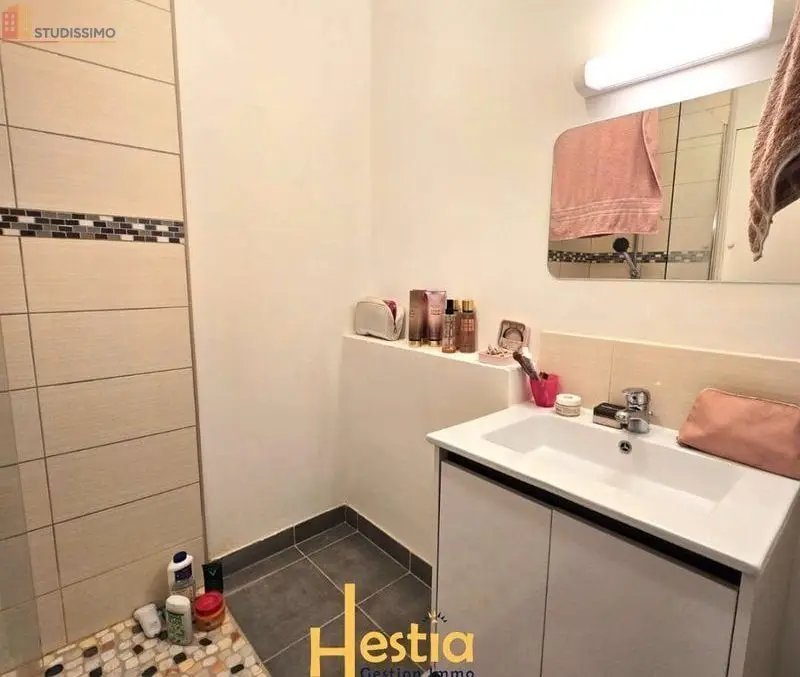 Studio meublé 25m² Lille 59000 - Meublé, 1er étage - Photo 4