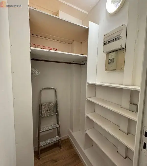 Studio meublé 27m² Lille centre - Lumineux, calme - Photo 2
