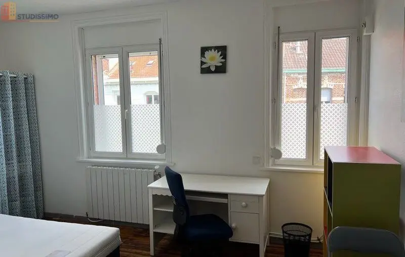 Studio meublé 16m² Douai 59500 - Rénové, proche faculté de droit - Photo 2