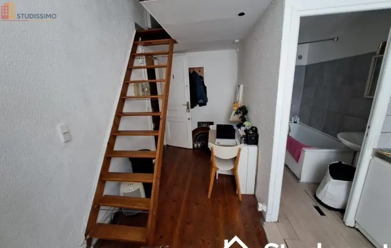 Studio meublé 26m² Lille centre - Lumineux, proche commodités - Photo 2