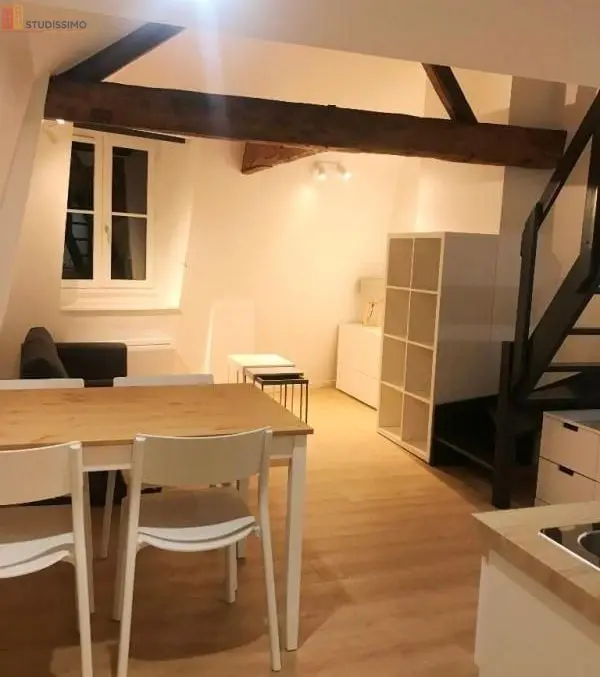 Studio meublé 21m² Lille 59000 - Duplex, lumineux - Photo 2