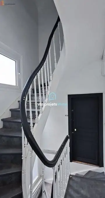 Studio meublé 26m² Valenciennes - Meublé, DPE D - Photo 2