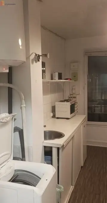 Studio meublé 17m² La Madeleine - Balcon, proche métro Tram - Photo 3