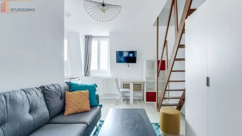 Studio meublé 16m² Lille 59000 - Meublé, 3e étage - Photo 1