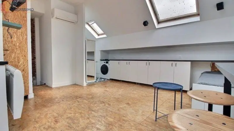 Studio meublé 30m² Lille 59260 - Rénové, proche métro - Photo 2