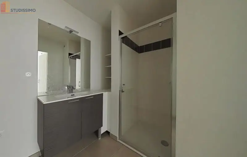 Studio 28m² Roubaix 59100 - Photo 1