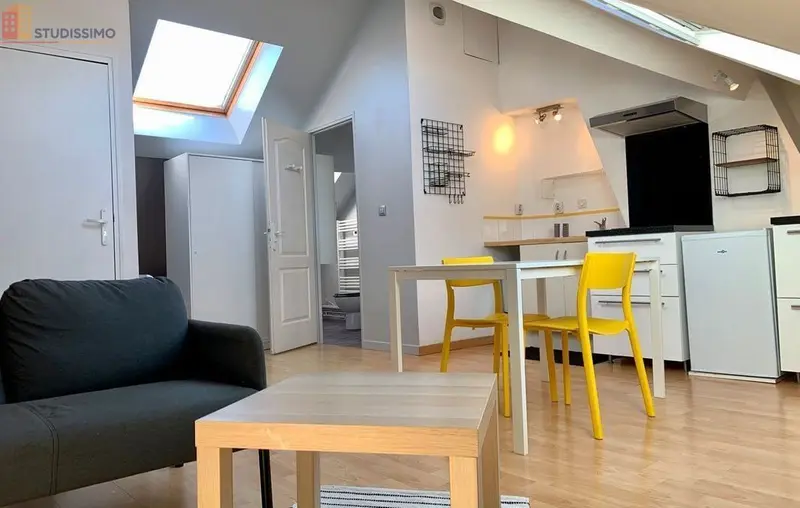 Studio meublé 20m² Lille centre - Proche métro, mansardé - Photo 19
