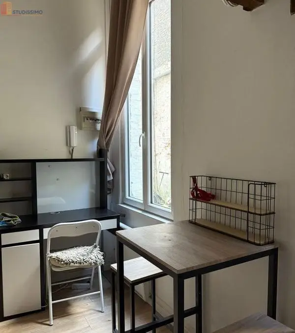 Studio meublé 17m² Lille centre - Mezzanine, lumineux - Photo 1