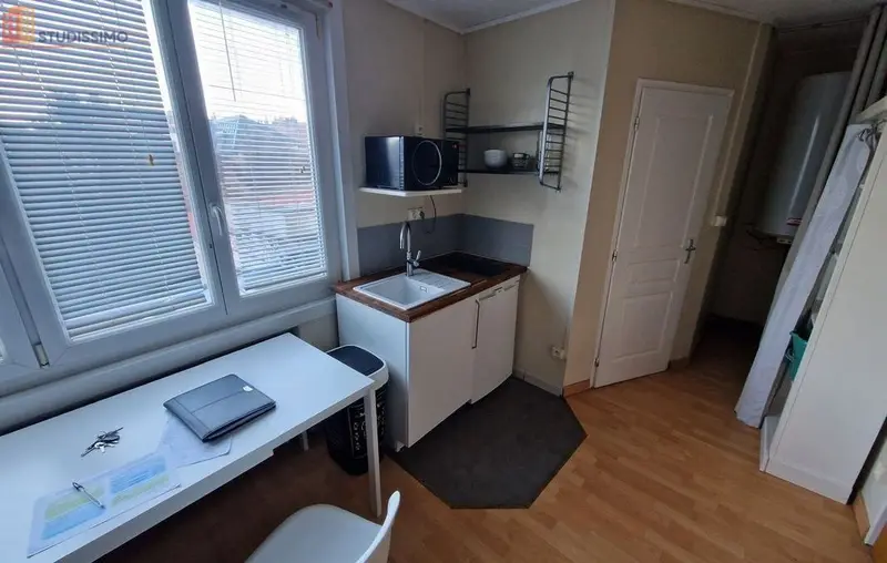 Studio meublé 22m² Loos - Calme, proche centre et CHU - Photo 2