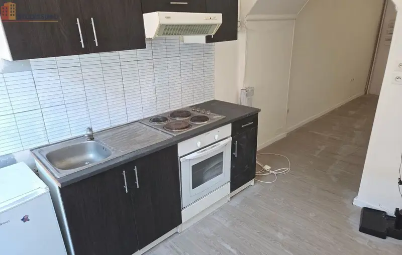Studio meublé 32m² Tourcoing - Rénové, extérieur - Photo 2