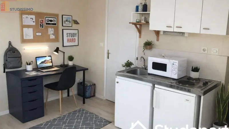 Studio meublé 18m² Lille 59800 - Meublé, DPE A - Photo 2