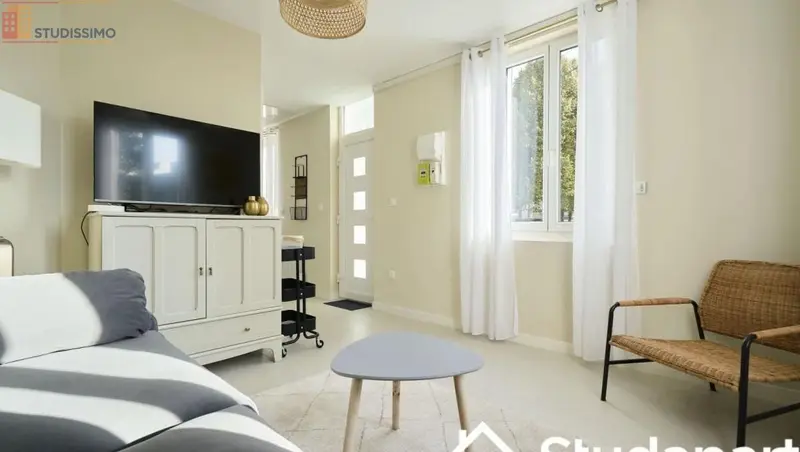 Studio meublé 10m² Valenciennes - Meublé, DPE A - Photo 3