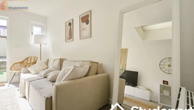 Studio meublé 11m² Valenciennes - Calme, lumineux - Photo 2