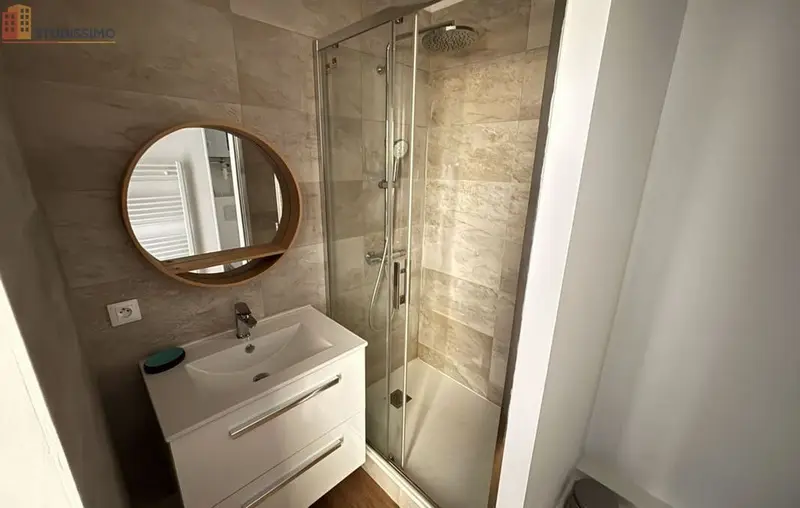 Studio 28m² Vichy - Dernier étage, lumineux - Photo 3