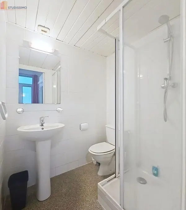 Studio 15m² Vichy - 1er étage - Photo 2