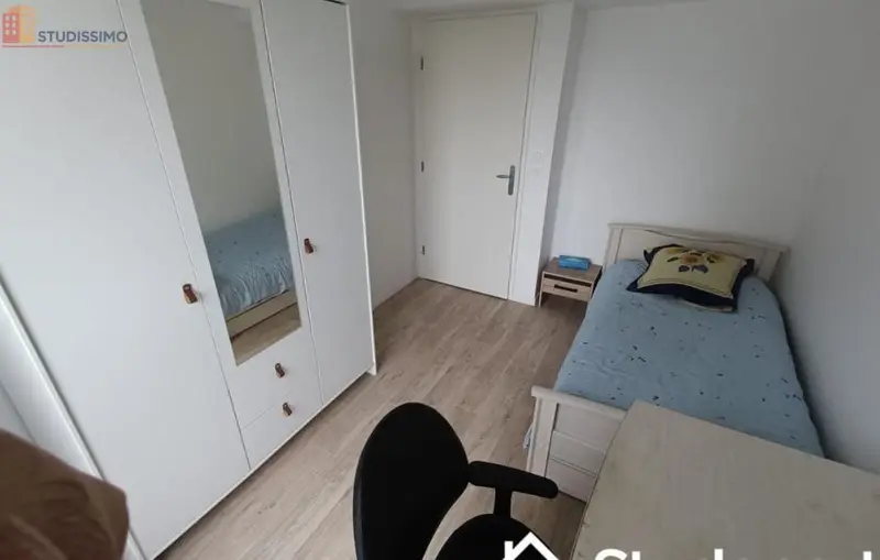 Studio meublé 10m² Lille 59000 - Calme, en étage élevé - Photo 3