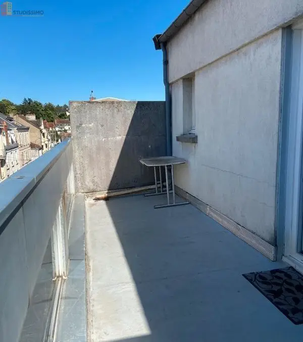 Studio 33m² Montluçon - Lumineux, dernier étage - Photo 2