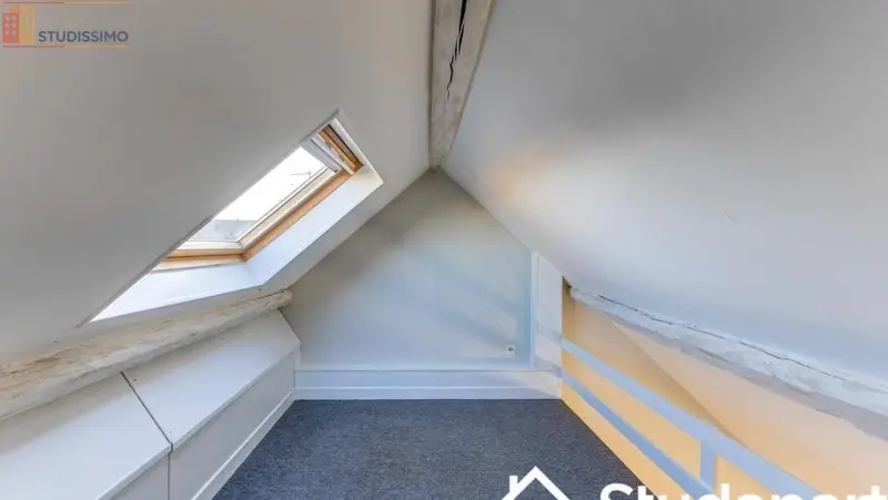 Studio 28m² Lille 59000 - Sans caractéristiques - Photo 9