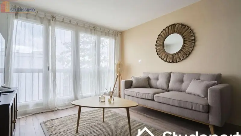Studio meublé 13m² Lille 59000 - Lumineux, 6e étage - Photo 10