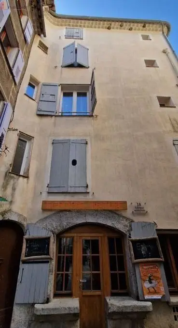 Studio 29m² Entrevaux 04320 - Photo 1